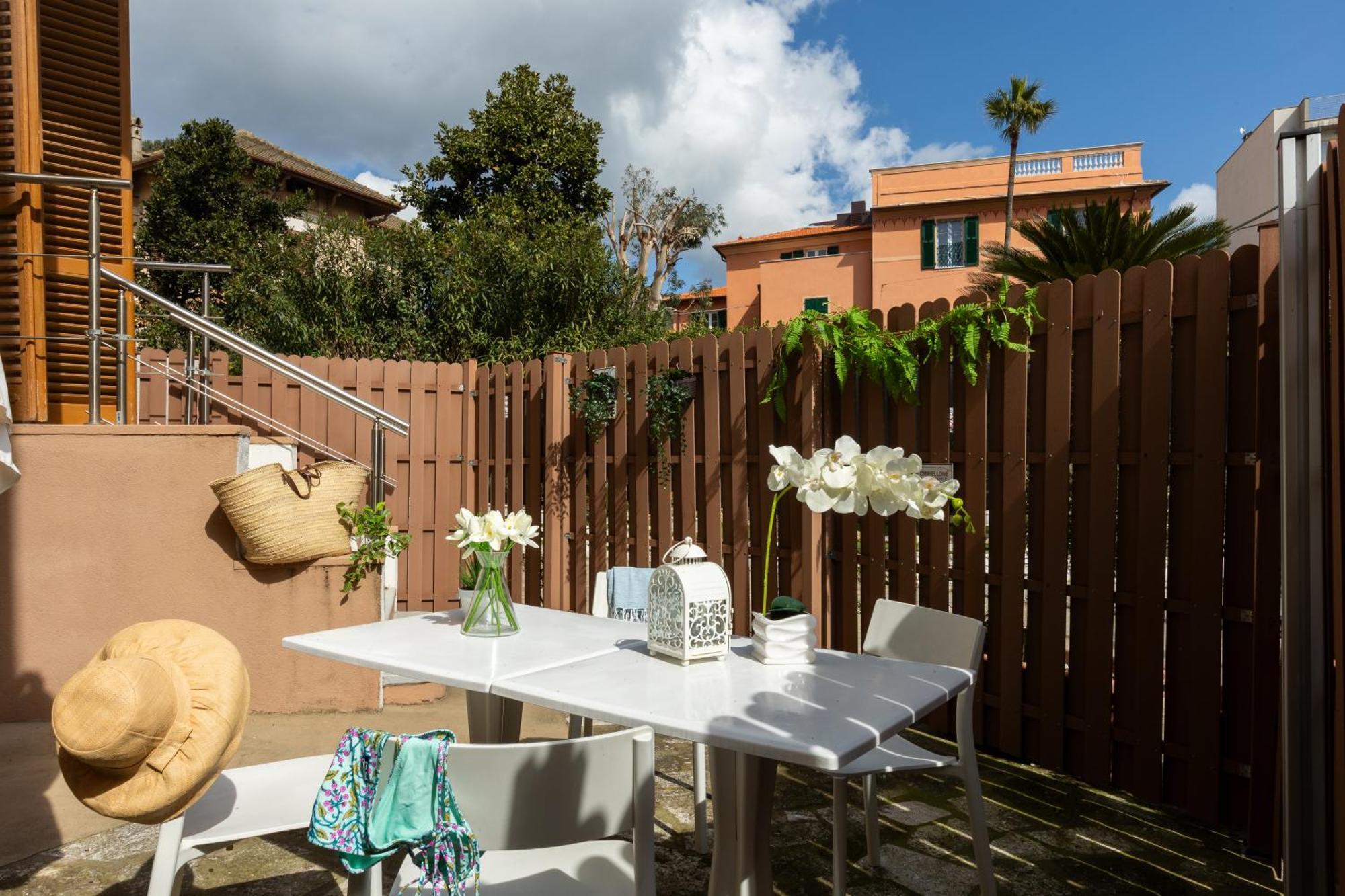 Residence Finale Bike And Beach Finale Ligure Εξωτερικό φωτογραφία